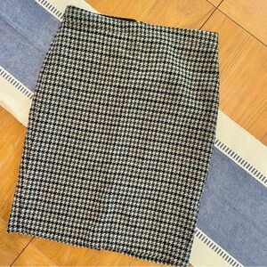 J.Crew Factory Herringbone Pencil Skirt NWOT, Size 2